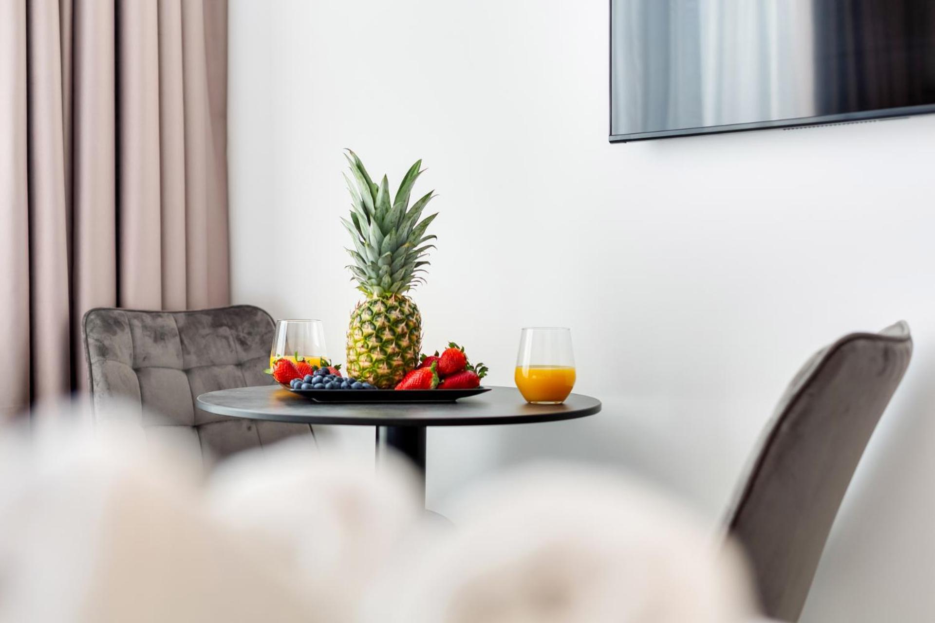 Fly Rooms Medulin - 50M From The Beach - New 2024 Room photo