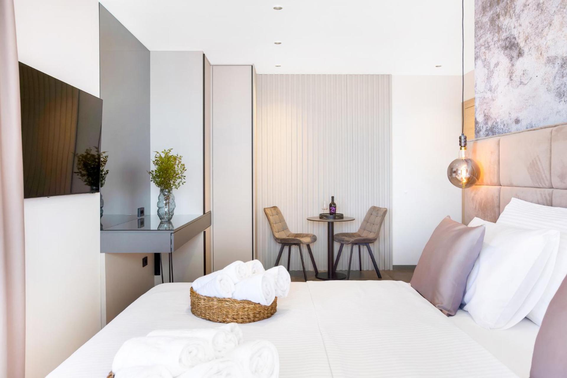 Fly Rooms Medulin - 50M From The Beach - New 2024 Room photo